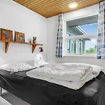 3 Bedroom Awesome In Сasa de vacaciones *