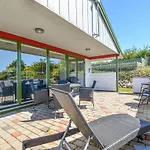 3 Bedroom Awesome In Сasa de vacaciones *