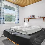 3 Bedroom Awesome In Ebeltoft