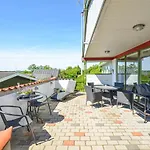 3 Bedroom Awesome In