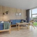 3 Bedroom Awesome In Ebeltoft