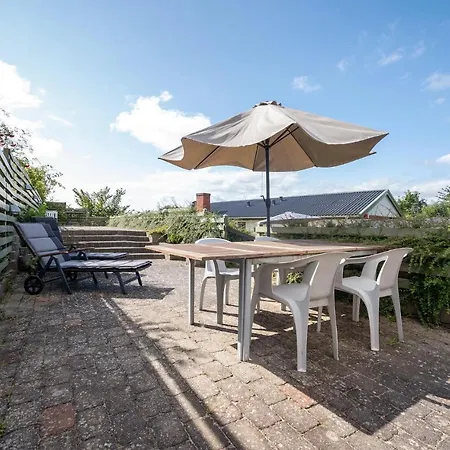 Beautiful In With House A Panoramic View *