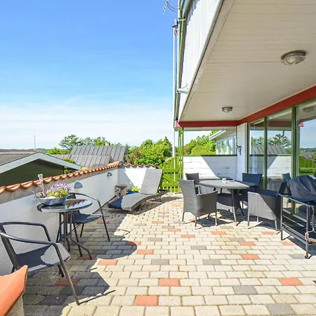 Beautiful In With House A Panoramic View