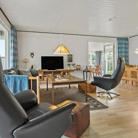 Beautiful In With House A Panoramic View
